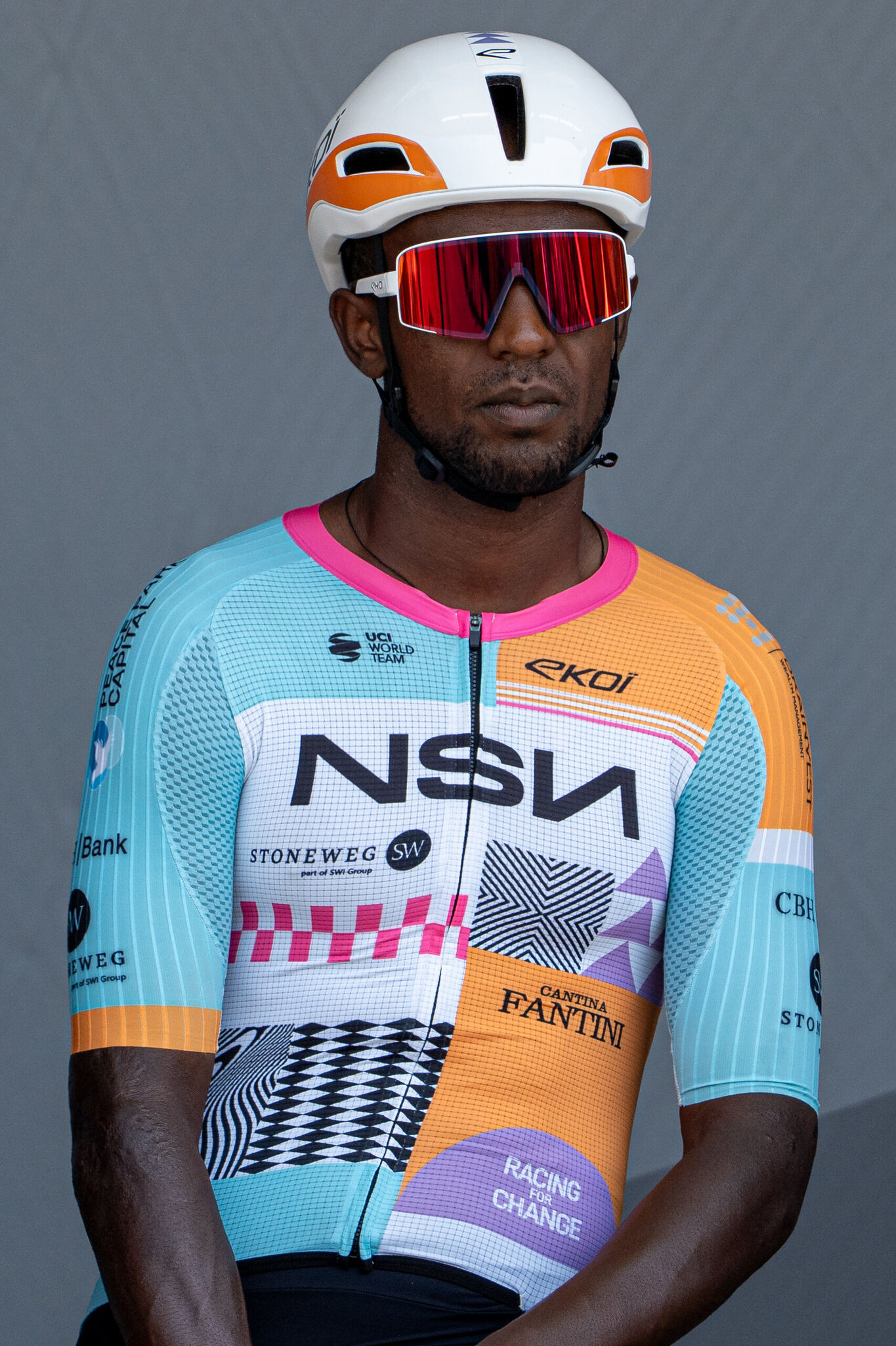 Portrait de Biniam Girmay sur le podium